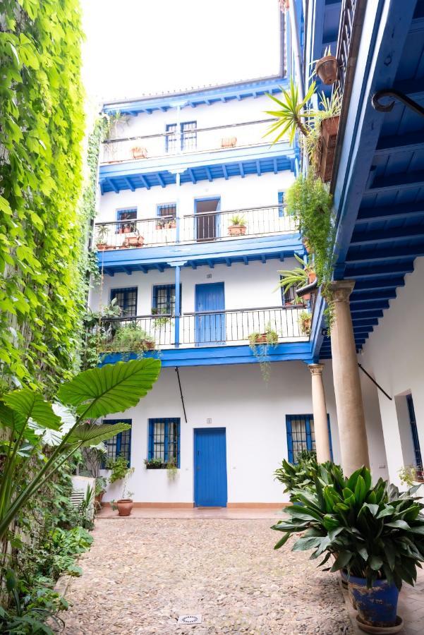 Апартаменты Tourist House Santa Cruz Севилья Экстерьер фото