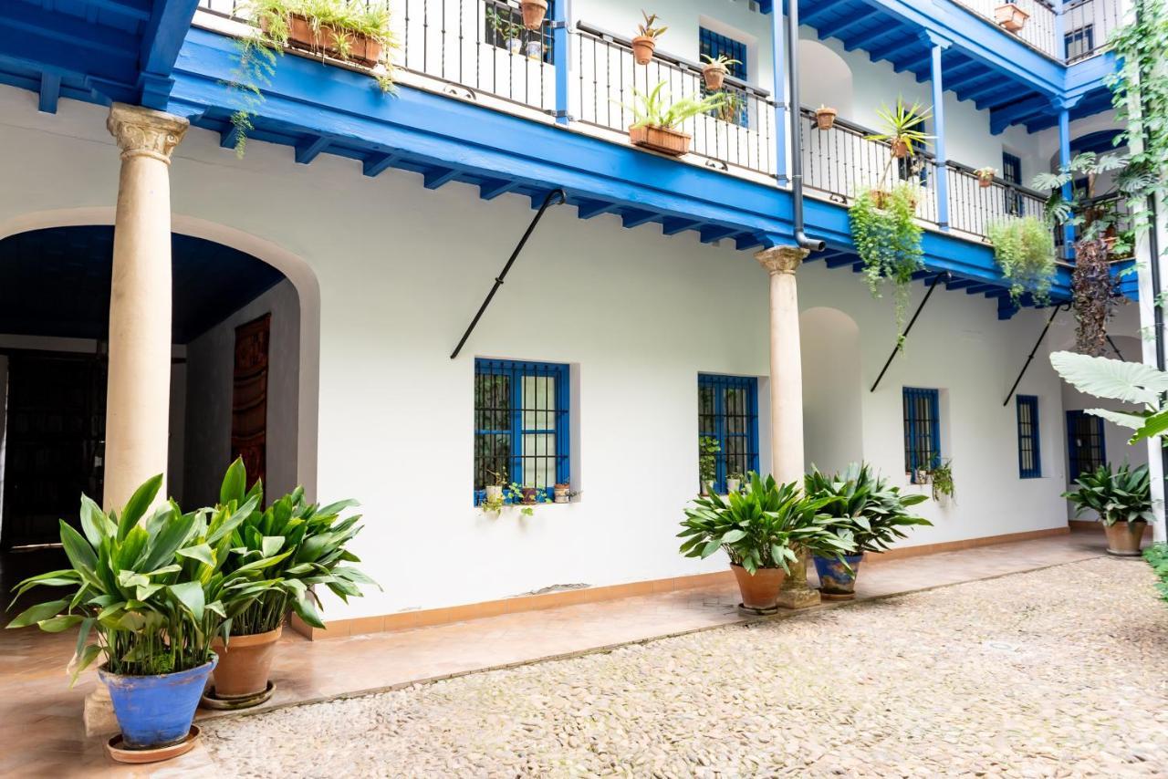Апартаменты Tourist House Santa Cruz Севилья Экстерьер фото